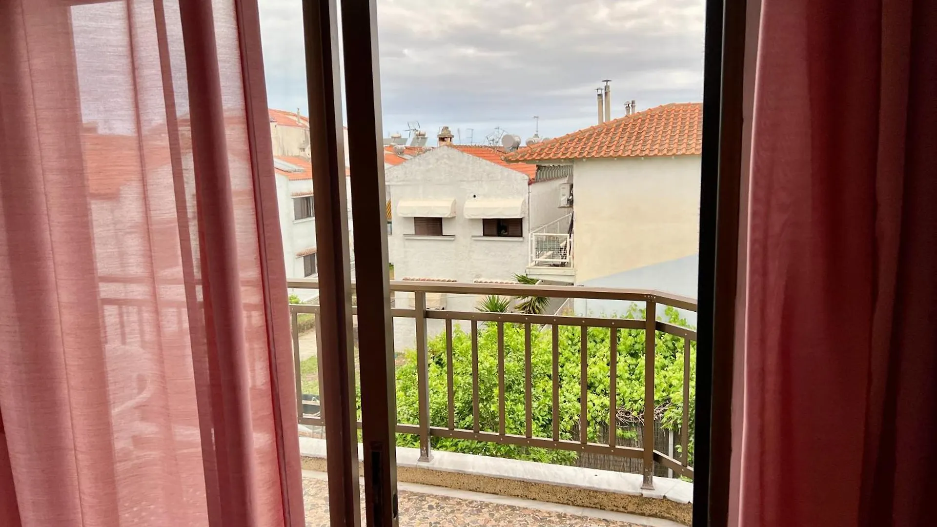 Pelekan Rooms And Apartments Athina 33 佩科霍里 0*,